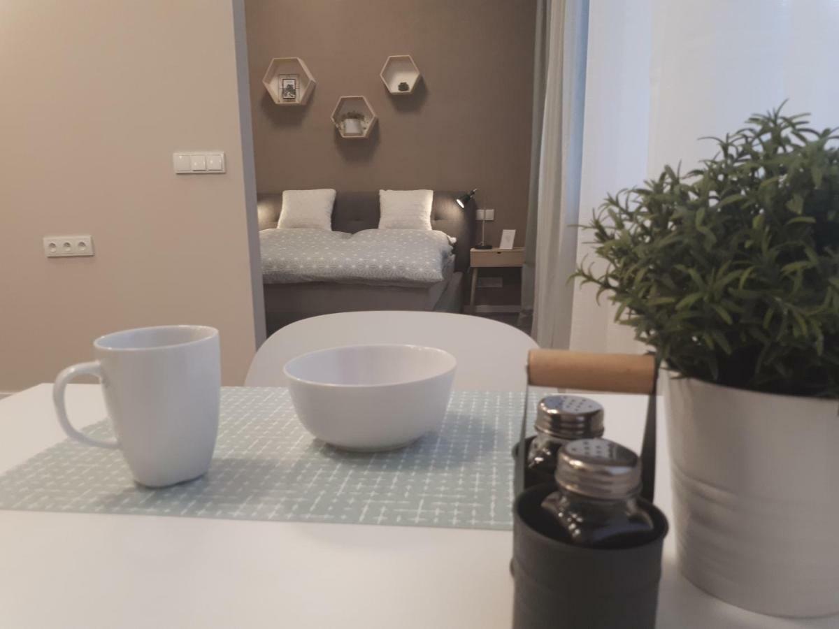 Cmyk Usti Nad Labem Hostel Ngoại thất bức ảnh