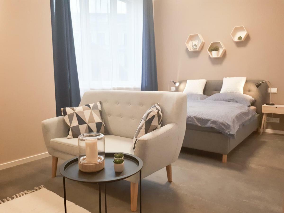 Cmyk Usti Nad Labem Hostel Ngoại thất bức ảnh