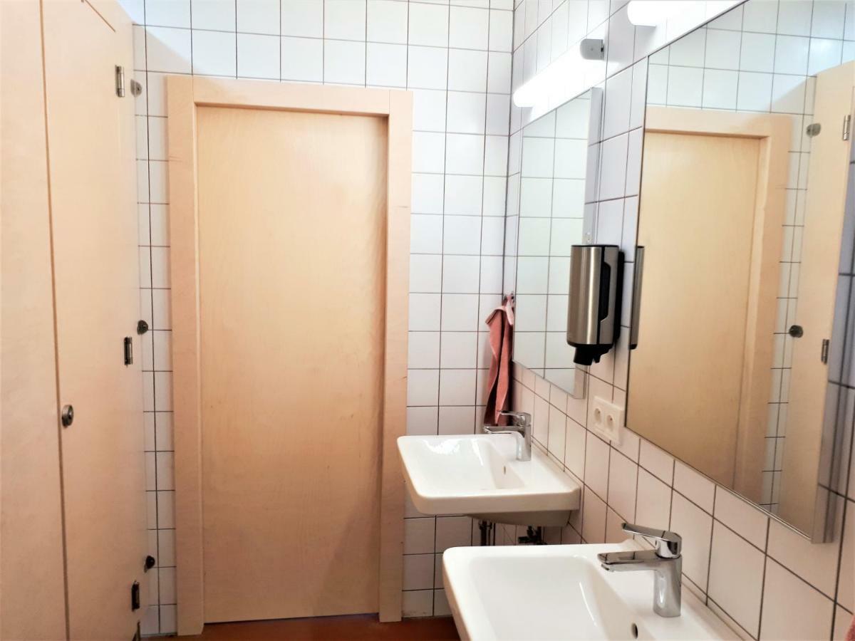 Cmyk Usti Nad Labem Hostel Ngoại thất bức ảnh